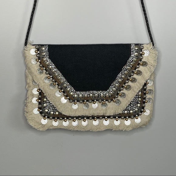 Handmade in India burlap clutch with sequins - Picture 8 of 16